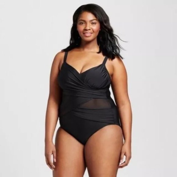 NWT - Ava & Viv black one-piece swim suit - plus 26 - Picture 1 of 3